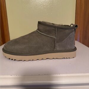 Ugg Classic Ultra Mini